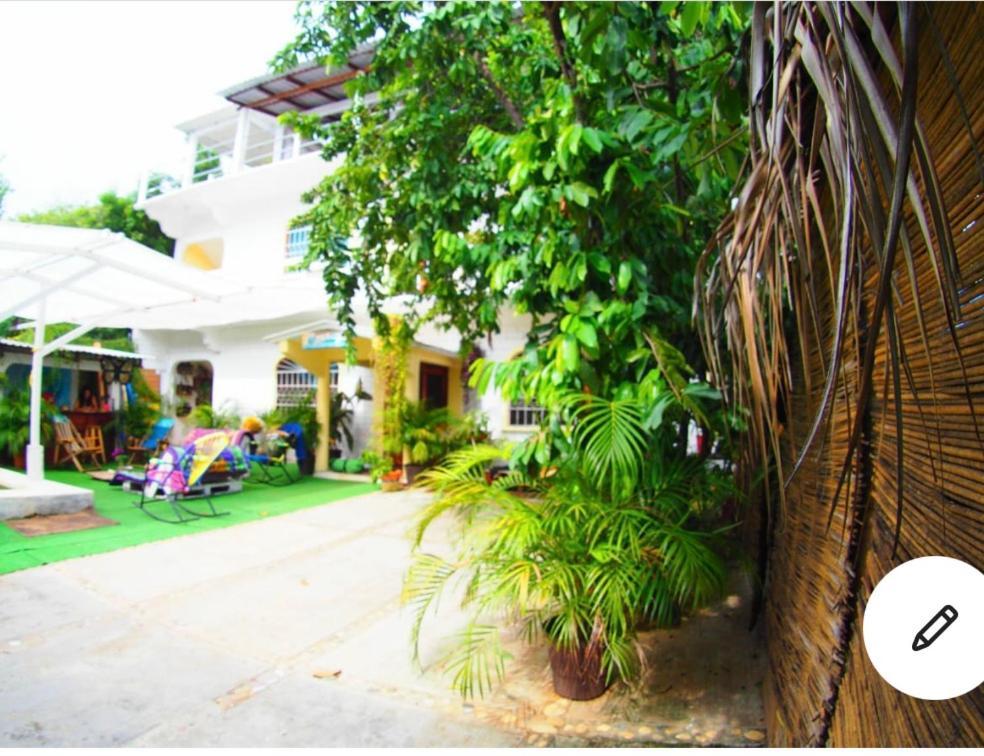 Punta Tao Hotel Brisas de Zicatela Exterior photo